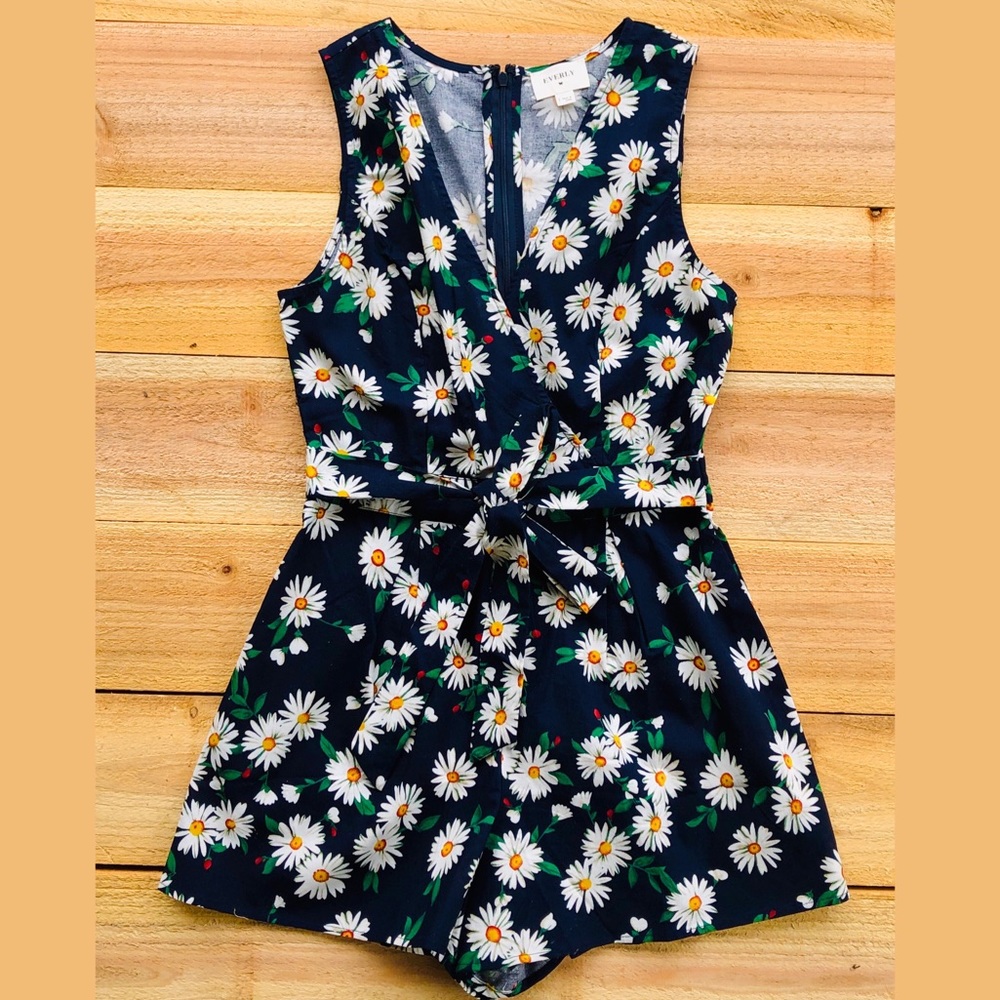 Navy Blue Floral Romper - Picture 4 of 4